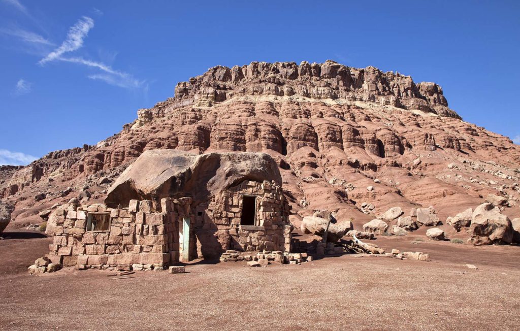 The main dwelling blends right into the scenery. Copious graffiti inside insinuates that more than one person has lost his/her virginity here!